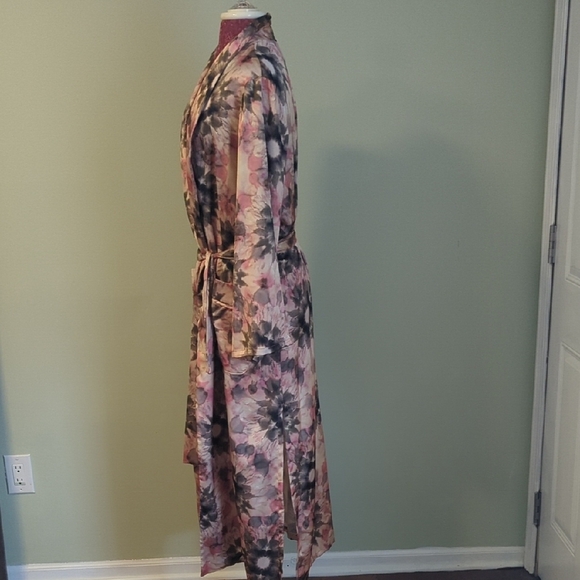 NWT Misa Los Angeles Pink and Black Robe, US M - Picture 2 of 7